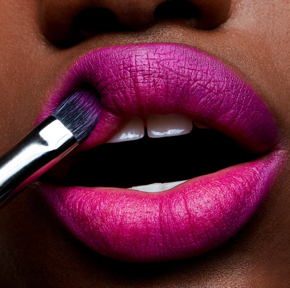 MAC Cosmetics Retro Matte Lipstick Flat Out Fabulous 3gr képe 3